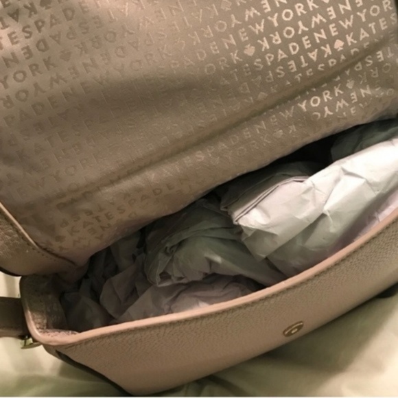 kate spade // grey almondine flap crossbody bag - Picture 4 of 6